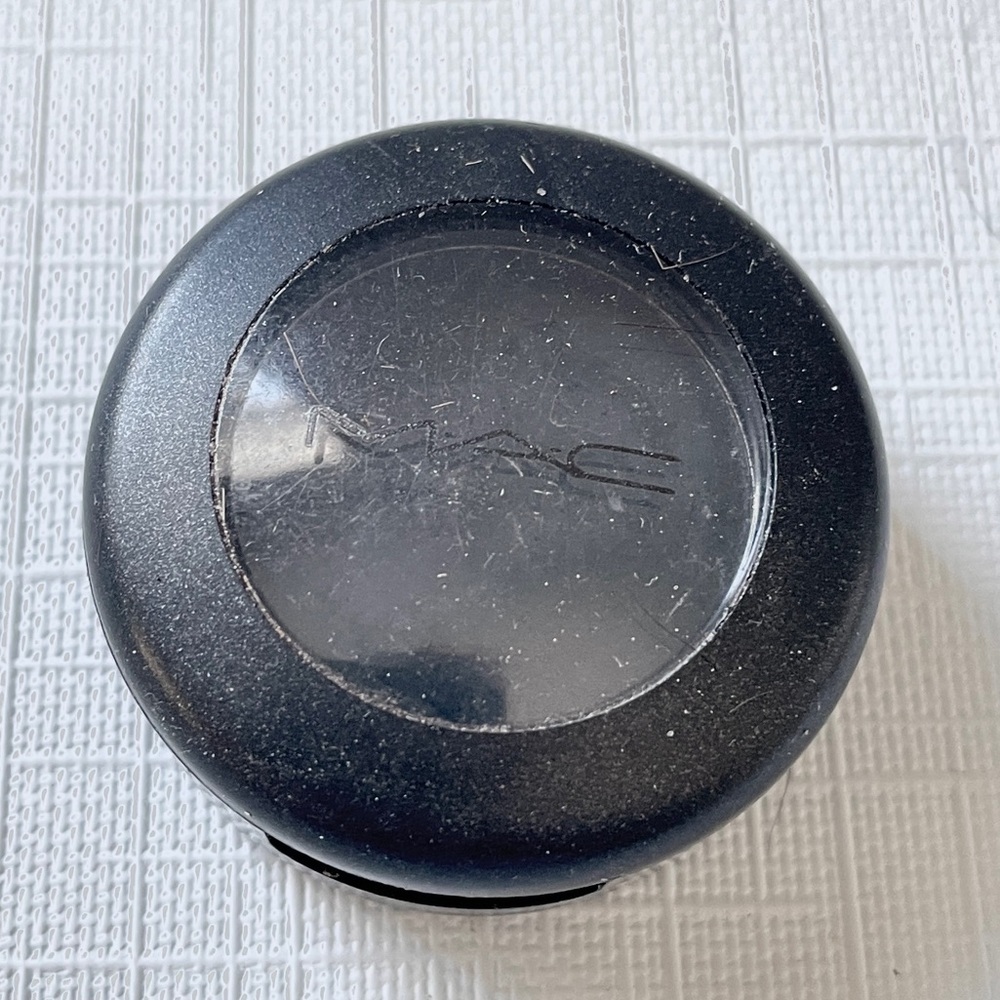 Carbon Matte Eyeshadow Single Iconic Intense Black RARE Dark Goth